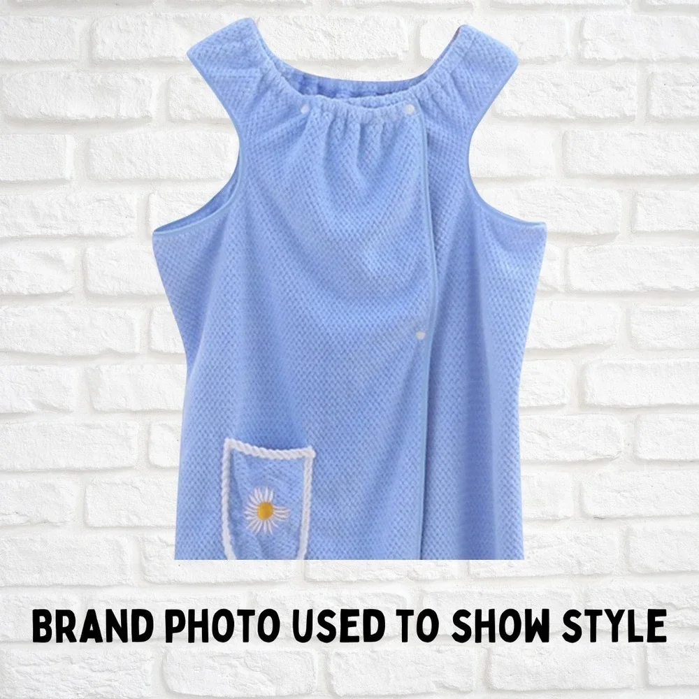 Ultra Soft Blue Wearable Towel Dress – Adult Pool & Bath Robe 130x100cm Daisy
